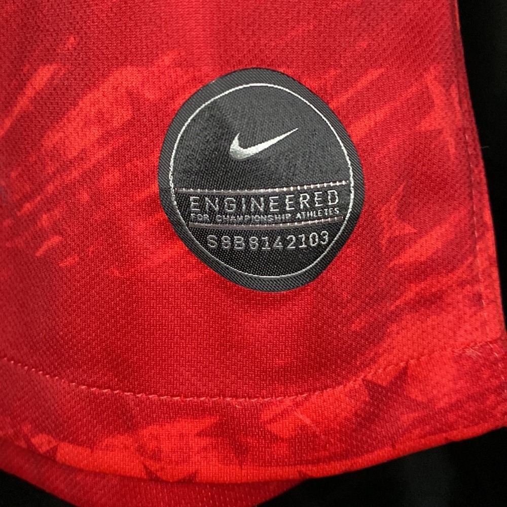 Nike USA dry fit jersey/ v-neck shirt - Picture 2 of 6